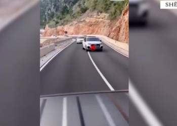 Kundravajtje në aksin Shëngjin-Velipojë, gjobitet drejtuesi i Audi-t! I zbriten edhe 10 pikë nga patenta