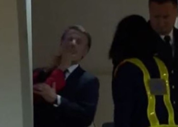 Rusia nuk humbet rast! Ironizon videon e Macron: Ishte dora e Kremlinit!