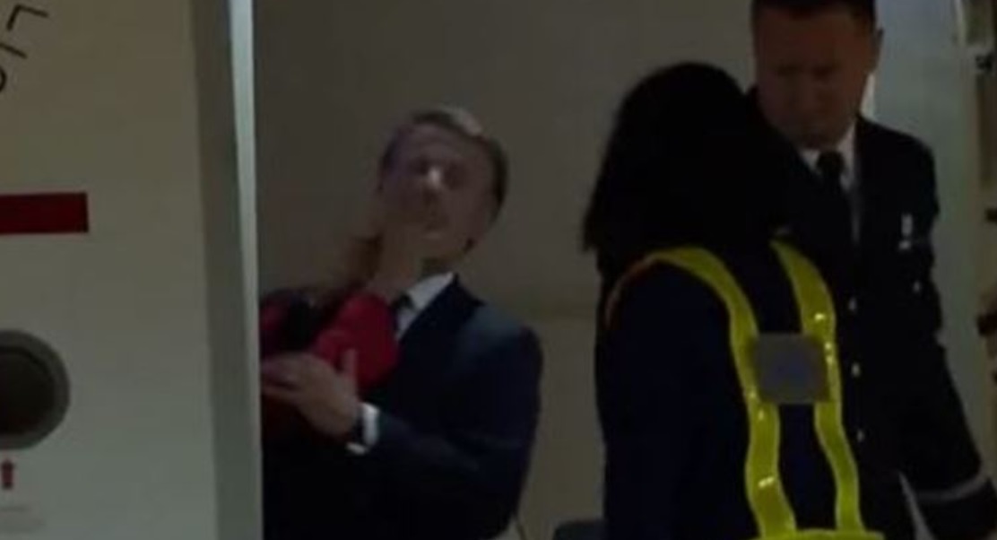 Rusia nuk humbet rast! Ironizon videon e Macron: Ishte dora e Kremlinit!