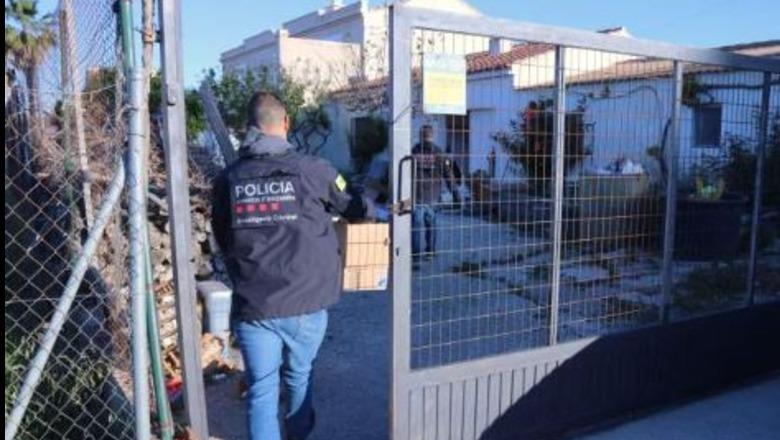 Mbushën Katalonjën me ‘ferma bari’, goditet klani mafioz shqiptar në Spanjë, 2 të arrestuar