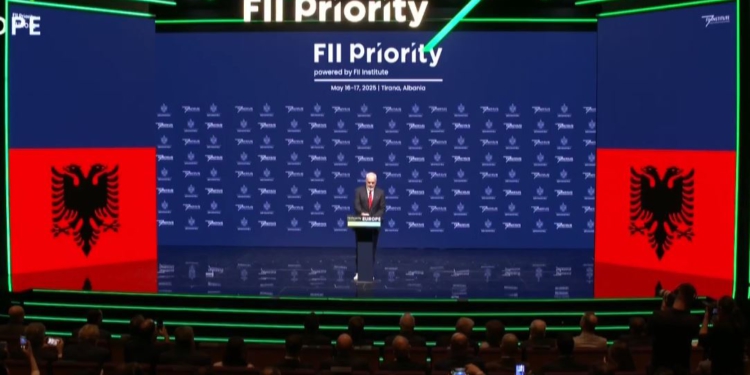 “Fjalimet e shkurtra s’janë pika ime e fortë”! Batutat e Ramës: Pas 4 zgjedhjeve rreziku për të folur gjatë është …
