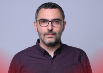 “Faleminderit 24 mijë qytetarëve që na besuan”, reagon Arlind Qori: Mandatin e Lëvizjes Bashkë ‘nuk e luan as topi’