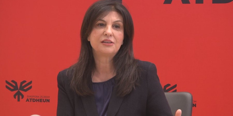 Topalli i përgjigjet Ramës: As ndihmësit e Putinit s’do të guxonin të prodhonin 90% me zarfe të vetëvotuar