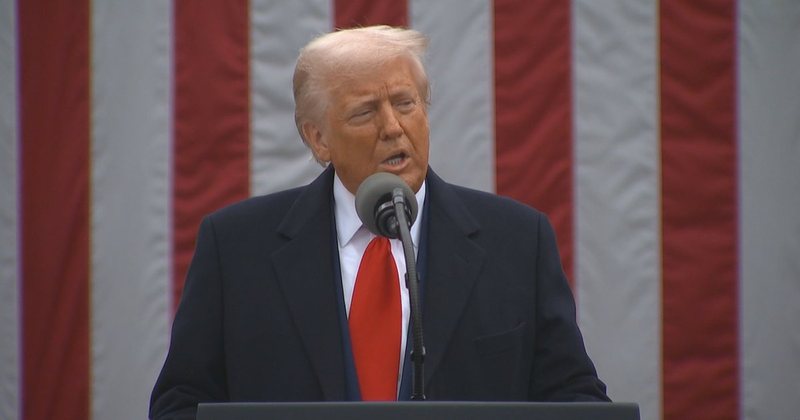 Donald Trump emigrantëve të paligjshëm: Rezervoni fluturimin tuaj falas tani