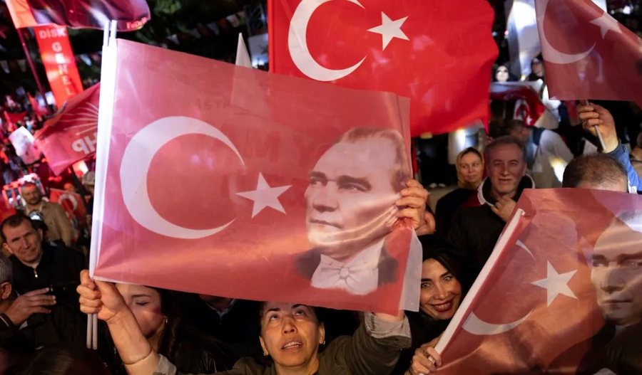 Valë arrestimesh në Turqi pas protestave, zyrtarë të opozitës në shënjestër