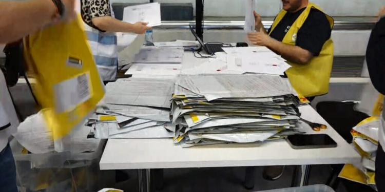 Vota e diasporës, përfundon numërimi për partitë! PD fiton vetëm në Kukës, Gjirokastra 76.18 % me PS