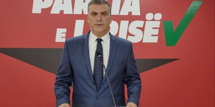 Fitoi mandatin e deputetit, Tedi Blushi dorëhiqet nga Këshilli Bashkiak i Tiranës