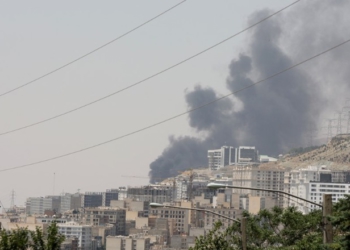 Izraeli nis valë të re sulmesh në Iranin qendror