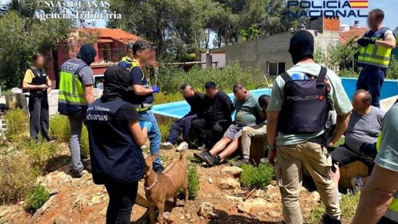 Zbulohet laboratori i kokainës në Valencia, të përfshirë edhe shqiptarë, nxirrnin deri në 30 kilogramë në ditë