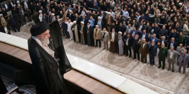 A mund të jetë ndërhyrja ushtarake në Iran rrugë e suksesshme për ndryshimin e regjimit?