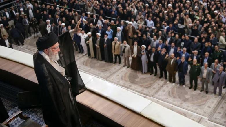 A mund të jetë ndërhyrja ushtarake në Iran rrugë e suksesshme për ndryshimin e regjimit?