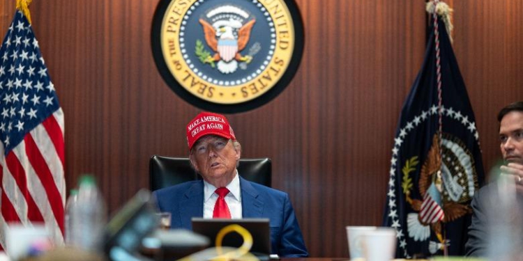 “Sulmi ndaj Iranit, njëjtë si në Hiroshima”, Trump sulmon CNN sërish: Bërthamori u shkatërrua për dekada