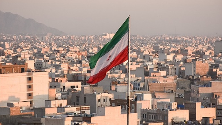 Irani rihap hapësirën ajrore për fluturimet ndërkombëtare