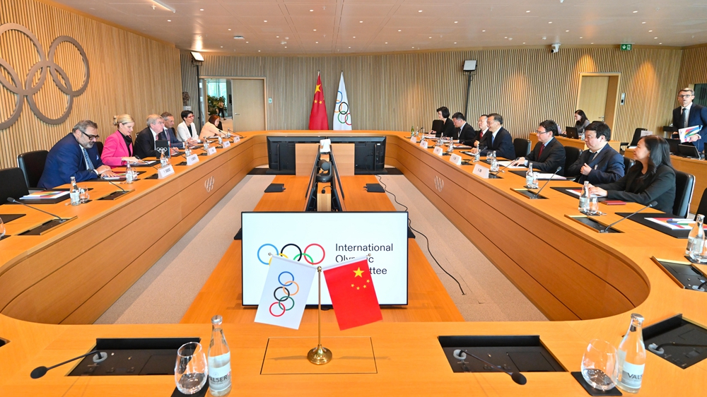 Transmetimi i veprimtarive sportive/ Presidenti i CMG-së takohet me Bach dhe Coventry të KON-it