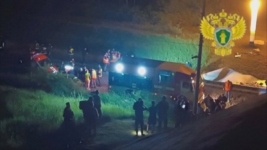 Dyshimet për sabotim, shtatë të vdekur nga shembja e urës në Rusi