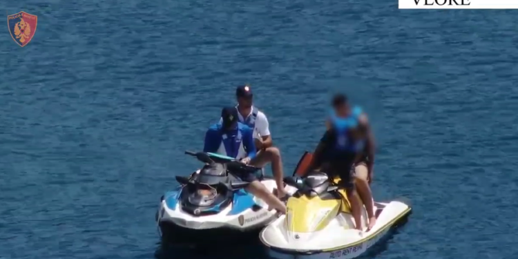 Motorë uji, gomone dhe skafe! Bllokohen 41 mjete lundruese në jug të vendit