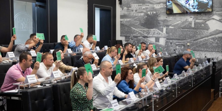 Miratohen ndryshimet në listat e përfituesve nga Programi i Rindërtimit