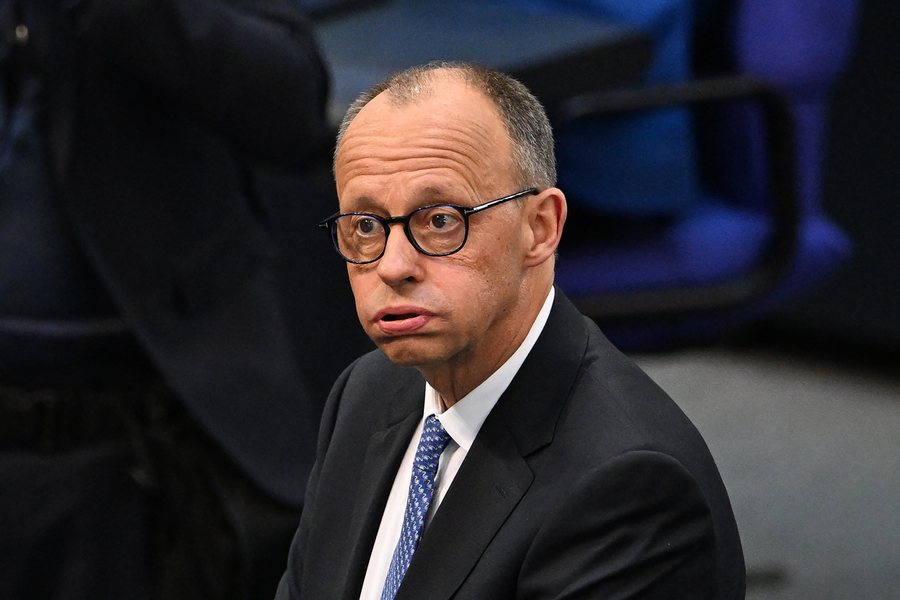 Merz telefonon Netanyahun, i kërkon “të ulë dorën” me sulmet ndaj Iranit