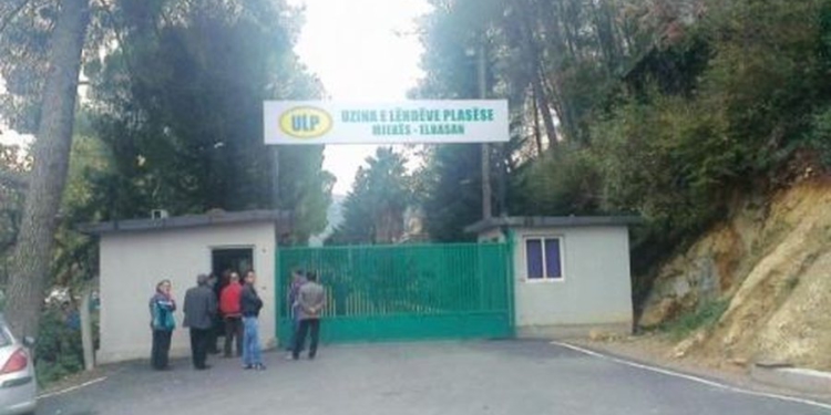 VENDIMI / Ish-punonjësit e Mjekësit, Gramshit e Poliçanit do të marrin pagat e prapambetura