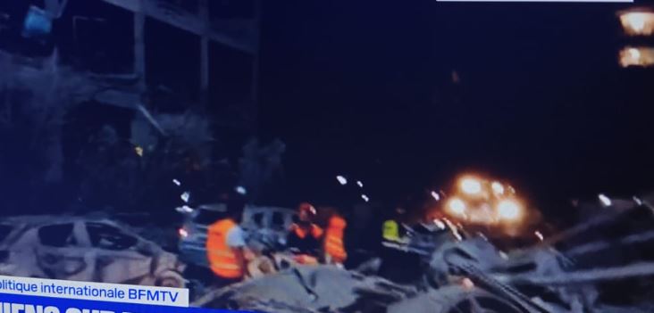 VIDEO / Raketat iraniane mbi Tel Aviv, mediat franceze: Dëme të mëdha në qendër të qytetit! Disa izraelitë të plagosur