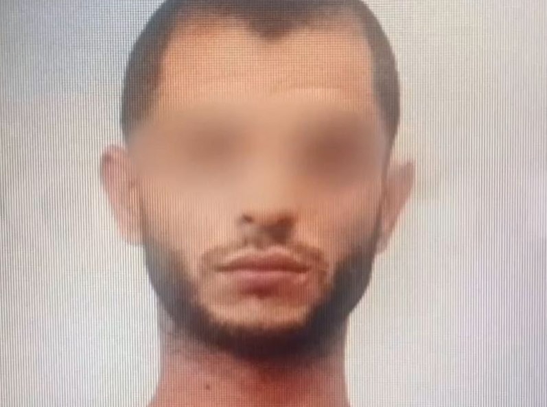 Akuzohet se ushtroi dhunë ndaj pastrueses, shpallet në kërkim shqiptari në Greqi, 34-vjeçari person me precedent të rëndë kriminal