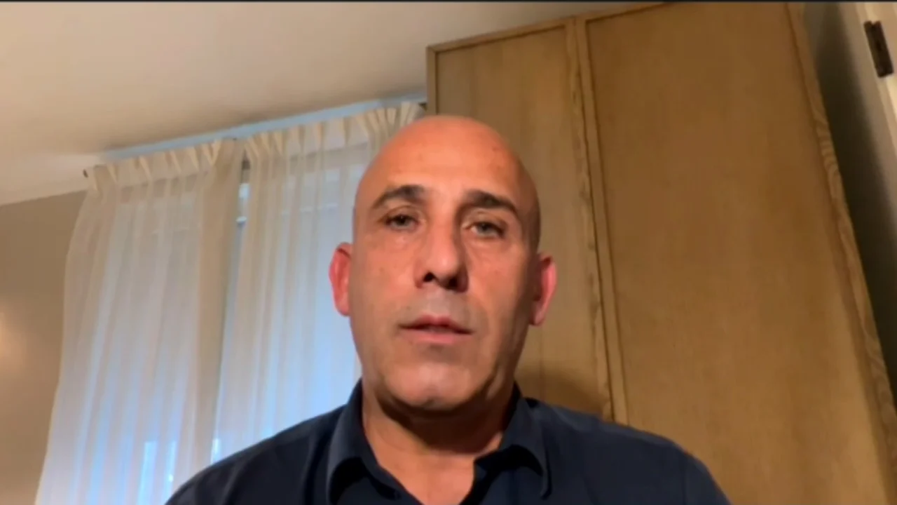 “Si e konsideroni Shqipërinë?” Përgjigjet gjenerali izraelit: Ne po luftojmë edhe për ju, për gjithë Ballkanin!