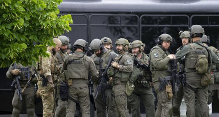 Atentati ndaj ligjvënësve në Minnesota, Vance Boelter ende në kërkim, u hoq si polic