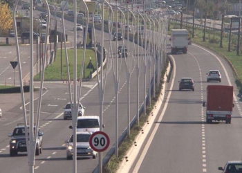 Sezoni turistik, eksperti: Ja cilët janë burimet e aksidentëve dhe rrugët problematike