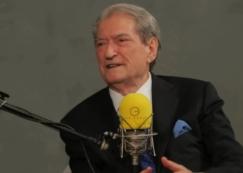 “E nesërmja, magneti im”/ Berisha – gazetares: Mos m’i kujto mëkatet, se i kam të shumta!