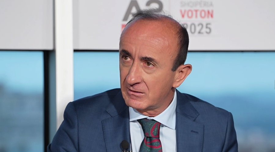 “Ma ka mbyll derën baba”, Sula: Berisha, makinë e vjetër! Në selinë e PD nuk shkel më…