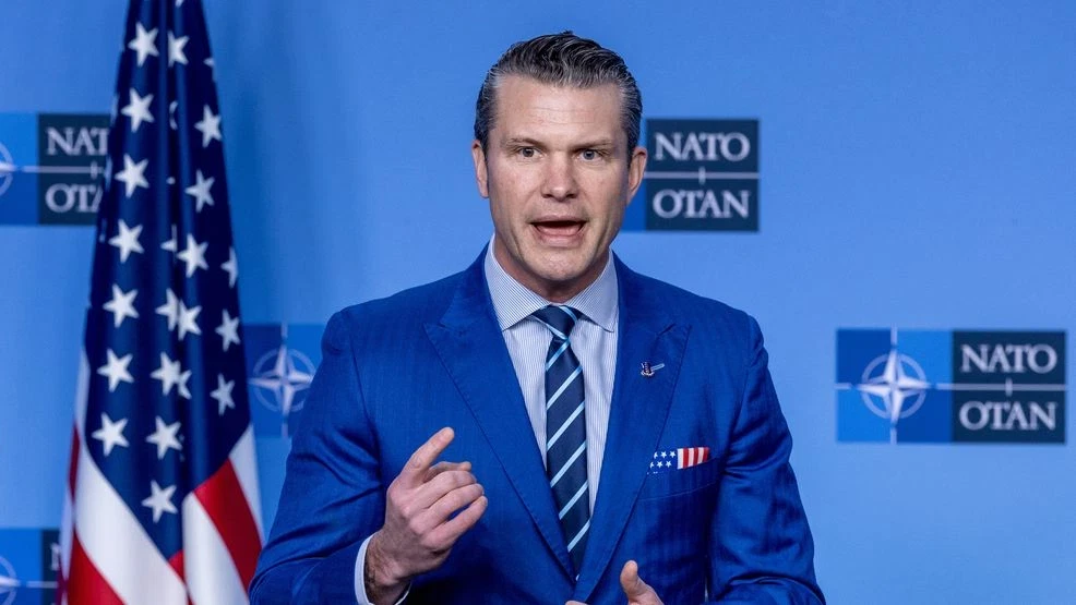VIDEO / Sekretari amerikan i Mbrojtjes bëhet ‘lëmsh’, ngatërron Tiranën me Teheranin