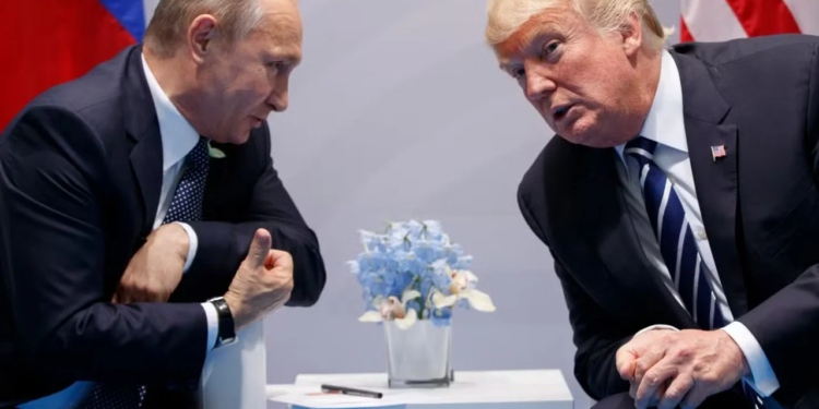 Zgjati 75 minuta, zbardhet biseda mes Trump dhe Putin mbi krizën në Ukrainë