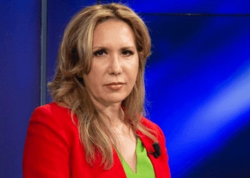 Në foto me Mediun, Kokalari i dërgon mesazh Prokurorit të SHBA: Ju përdor sa herë që ka gjyq për Gërdecin