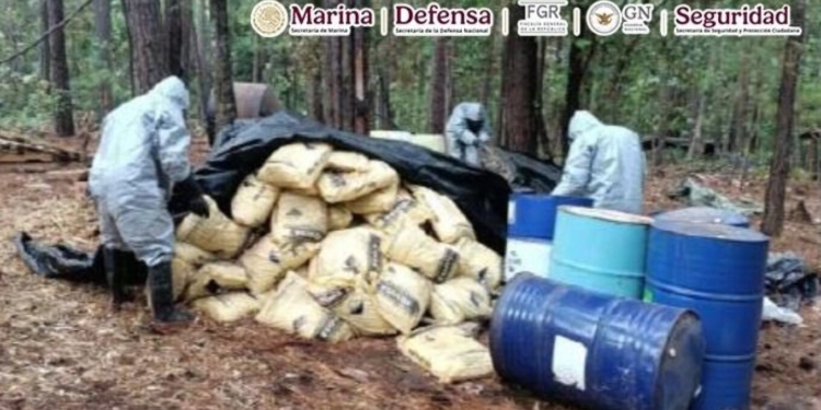 Marina meksikane sekuestron sasinë më të madhe të drogës në vend, kapen 42 ton metamfetaminë në disa laboratorë