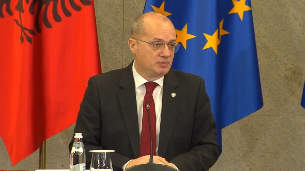 Marrëdhënia Tiranë-Athinë, Hasani: Vizita ime në Greqi për të rihapur kanalet e bashkëpunimit