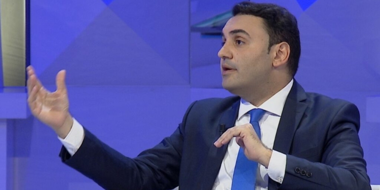 “Na kanë vjedhur nëpër fshatra”, Këlliçi: Duam patjetër mandatin e 14 në Tiranë!