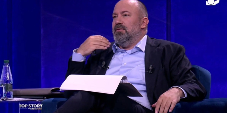 Nga lekët e ashensorit te pagesat mujore/ Mazniku shpjegon rregullat e reja: Administratori do pajiset me numër Nipt-i