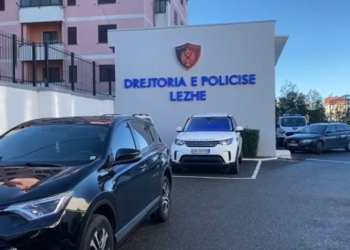 U kapën me doza kanabisi, ekstazi dhe kokainë, dy të arrestuar dhe 7 të tjerë nën hetim në Lezhë