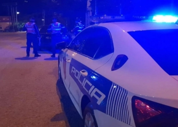 Detaje nga plagosja në Tiranë/ 15-vjeçari mori plumb në qafë, dyshohet se arma u shkrep…