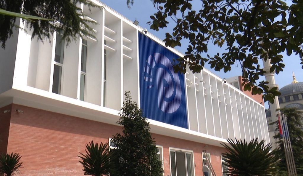 “Rinumërimi, transparencë e nevojshme”/ Avokati: PD drejt vetëshkatërrimit!