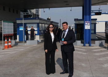 Spiropali merr pjesë në samitin Ukrainë-Evropë Juglindore në Odesa së bashku me ambasadorin shqiptar në Kiev