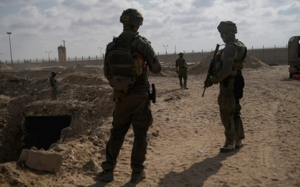 “Ushtarët izraelitë, të urdhëruar për të qëlluar palestinezët në radhë për ndihma”