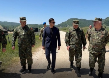 Dita e fundit e “Defender 25”, ministri Vengu ndjek demonstrimet e trupave në Bizë