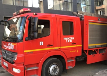 U përfshi nga flakët, shkrumbohet plotësisht banesa në Shëngjin