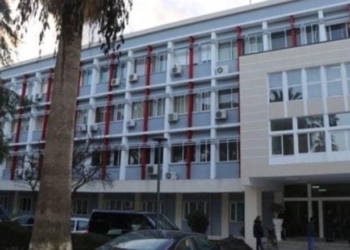 Përfundon “vala” e shkarkimeve në Fier, priten emrat e zyrtarëve të rinj