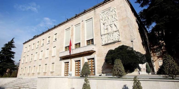 Rritet në 1 milionë lekë granti i vetëpunësimit, aplikimet vetëm online