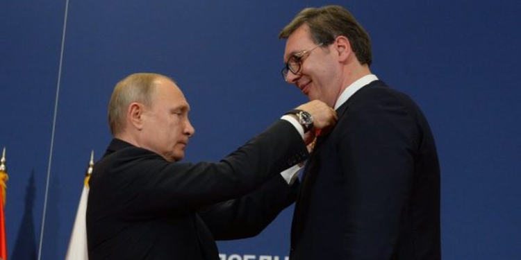 Destinacioni Ukraina? Serbia miraton tranzitin e municioneve boshnjake, duke rrezikuar zemërimin e Rusisë
