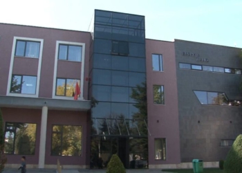 Japin dorëheqjen 6 administratorët e Bashkisë Maliq