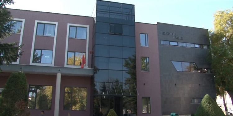 Japin dorëheqjen 6 administratorët e Bashkisë Maliq