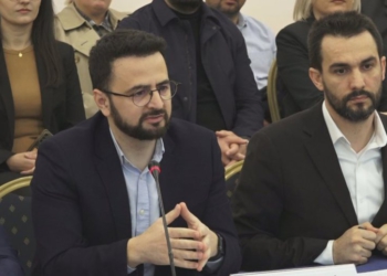 “Armik!”, Endri Shabani i kthehet ashpër Adriatik Lapajt: Ku ta dija unë i ngrati, se armiku…
